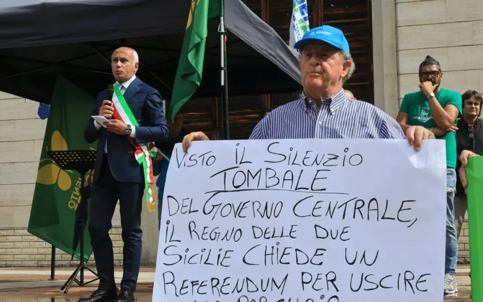 Agricoltori e tir a Crotone pronti a bloccare Roma