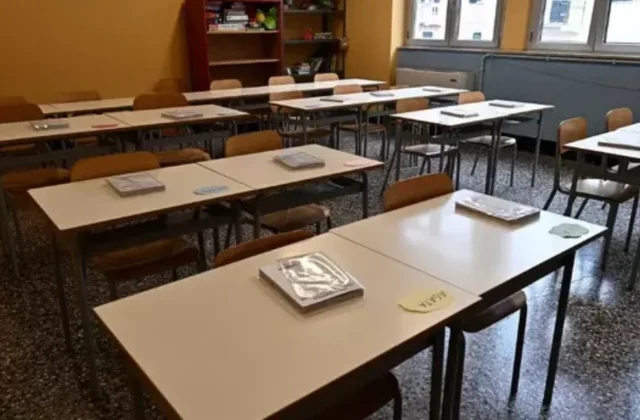 Belvedere, protesta tir scuole chiuse
