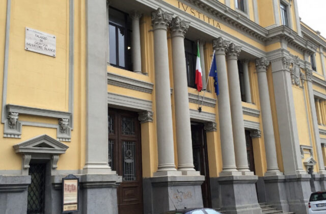 Isola Capo Rizzuto, protesta tir blocca mensa scolastica