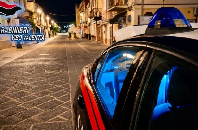 Maxi controlli dei carabinieri a Vibo Valentia, un arresto
