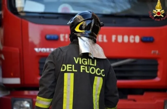 Trentadue rinforzi dei vigili del fuoco per Cosenza